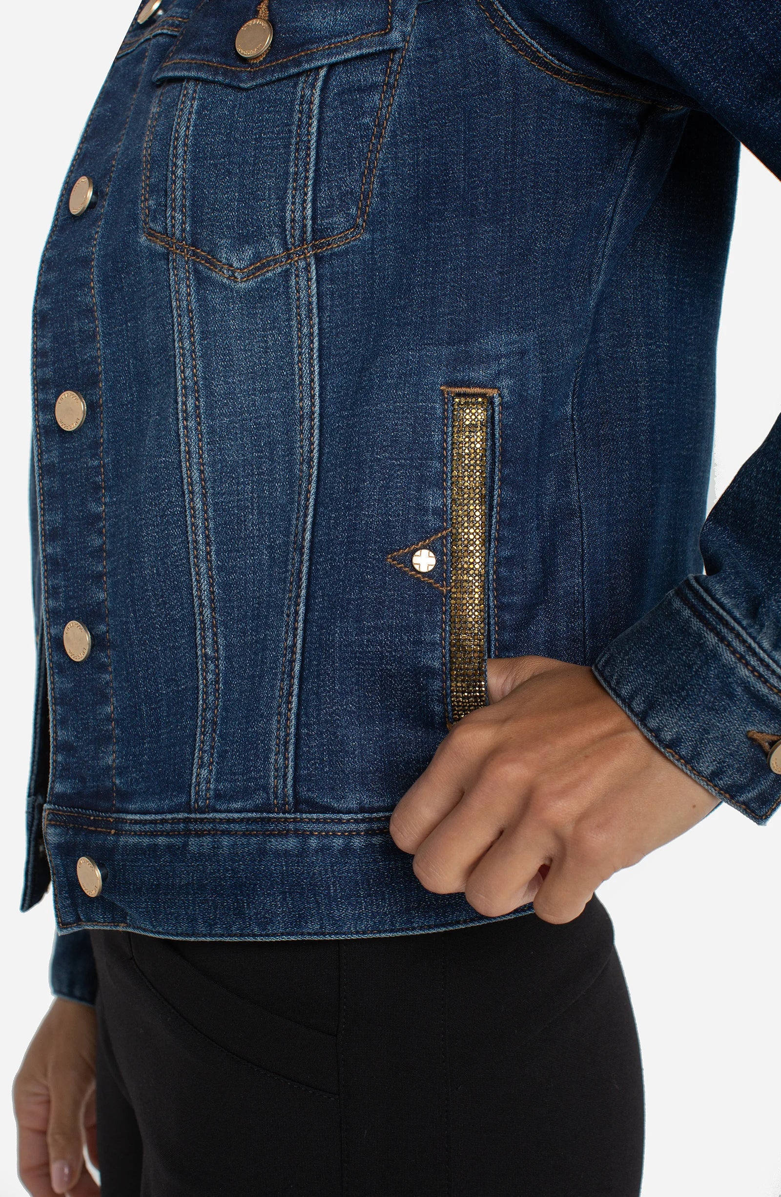 LUXE CLASSIC JEAN JACKET - Image 5