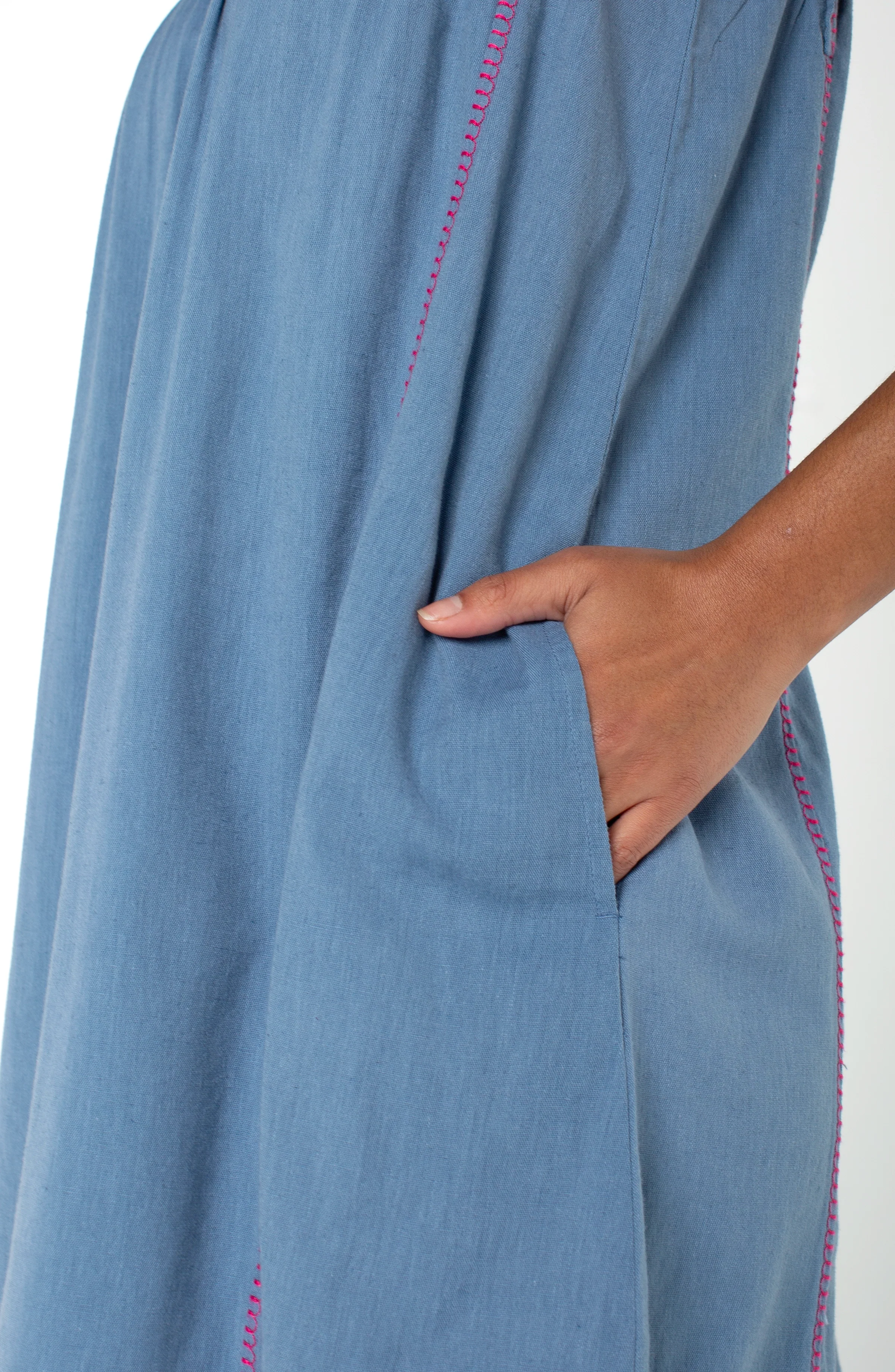 FLUTTER SLEEVE V-NECK WOVEN DRESS - Image 4