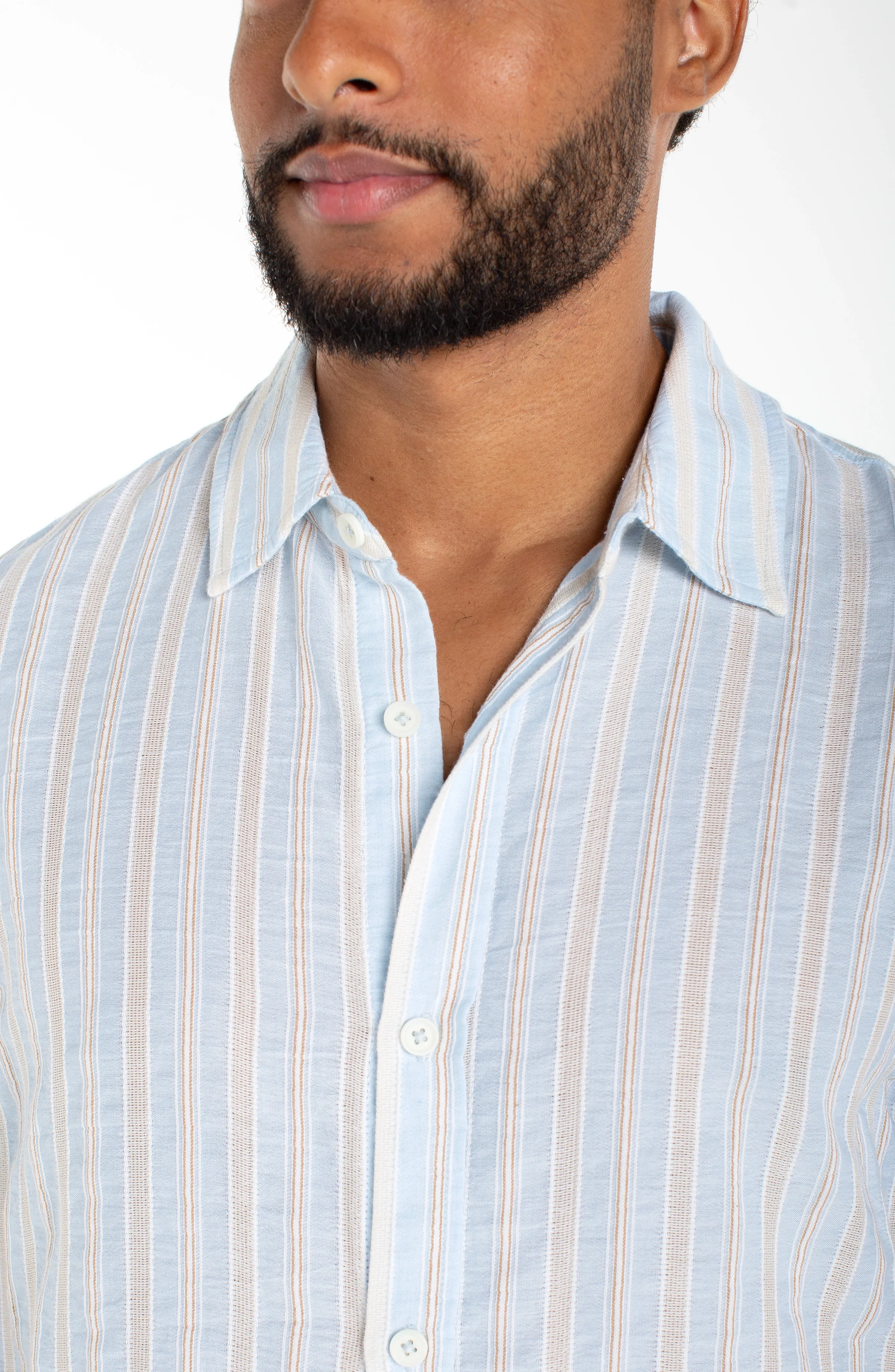 SHORT SLEEVE BUTTON UP SHIRT - Image 3