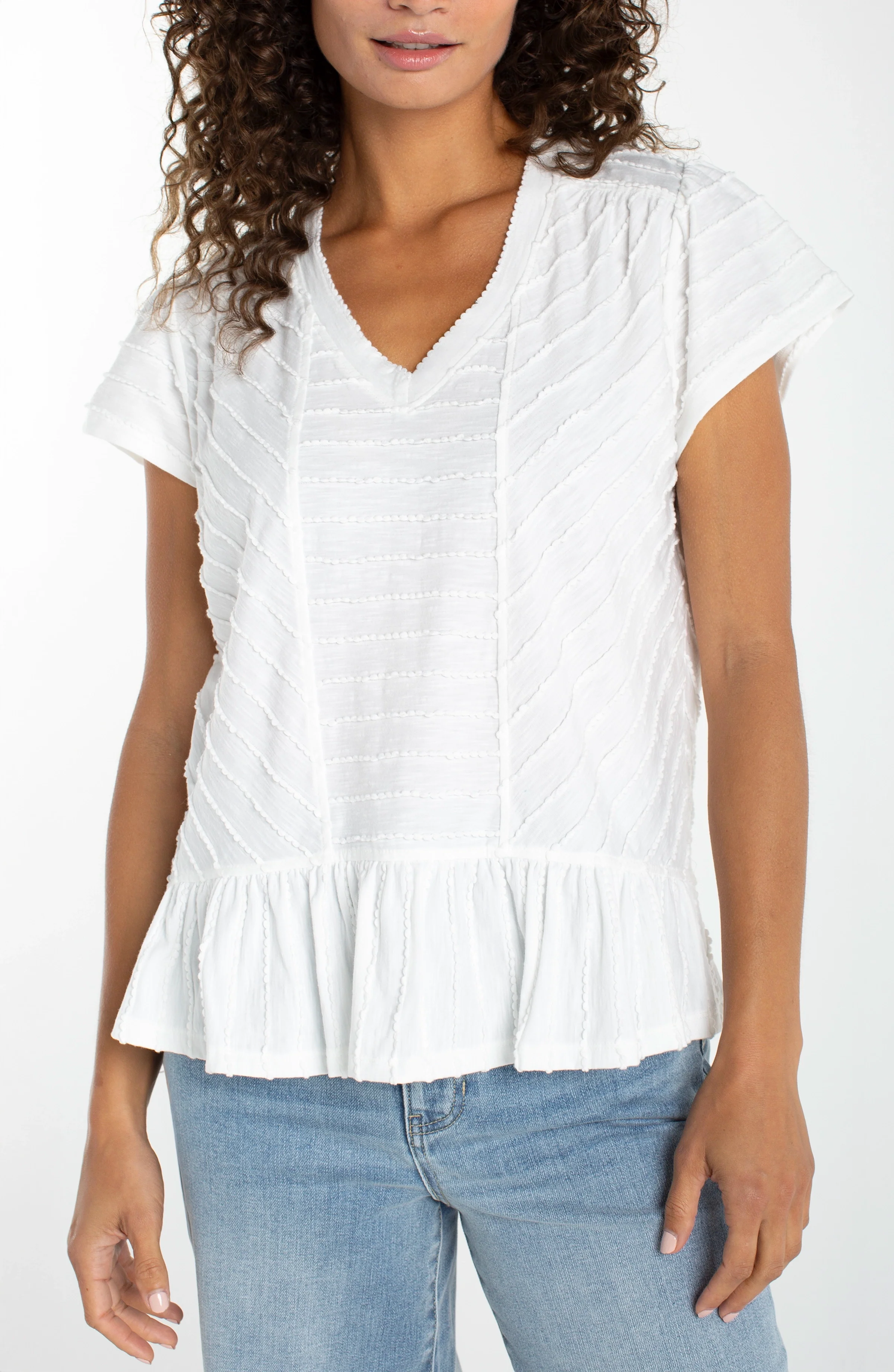 SHORT SLEEVE V-NECK KNIT TOP