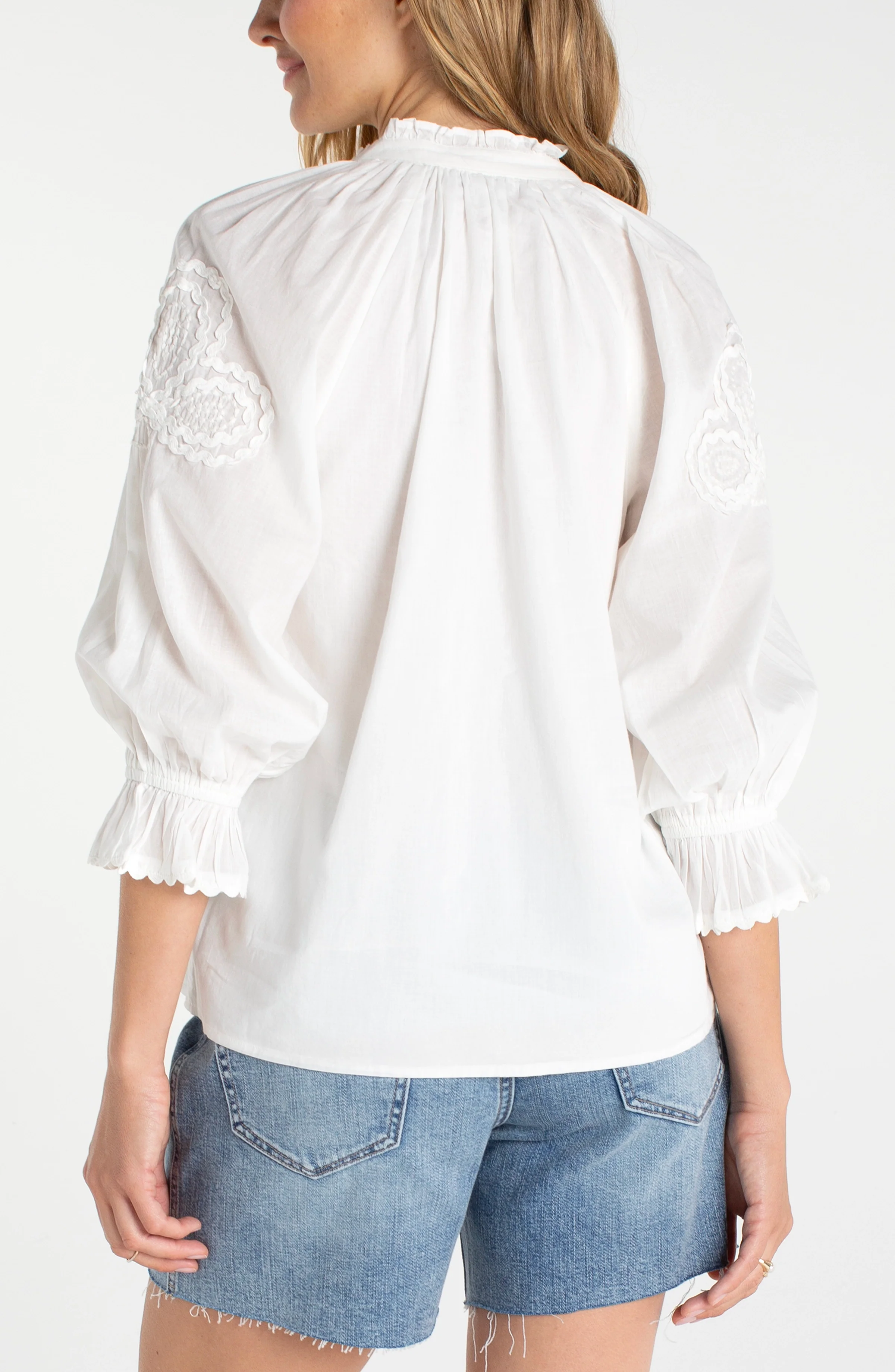 3/4 SLEEVE BUTTON FRONT WOVEN TOP - Image 4