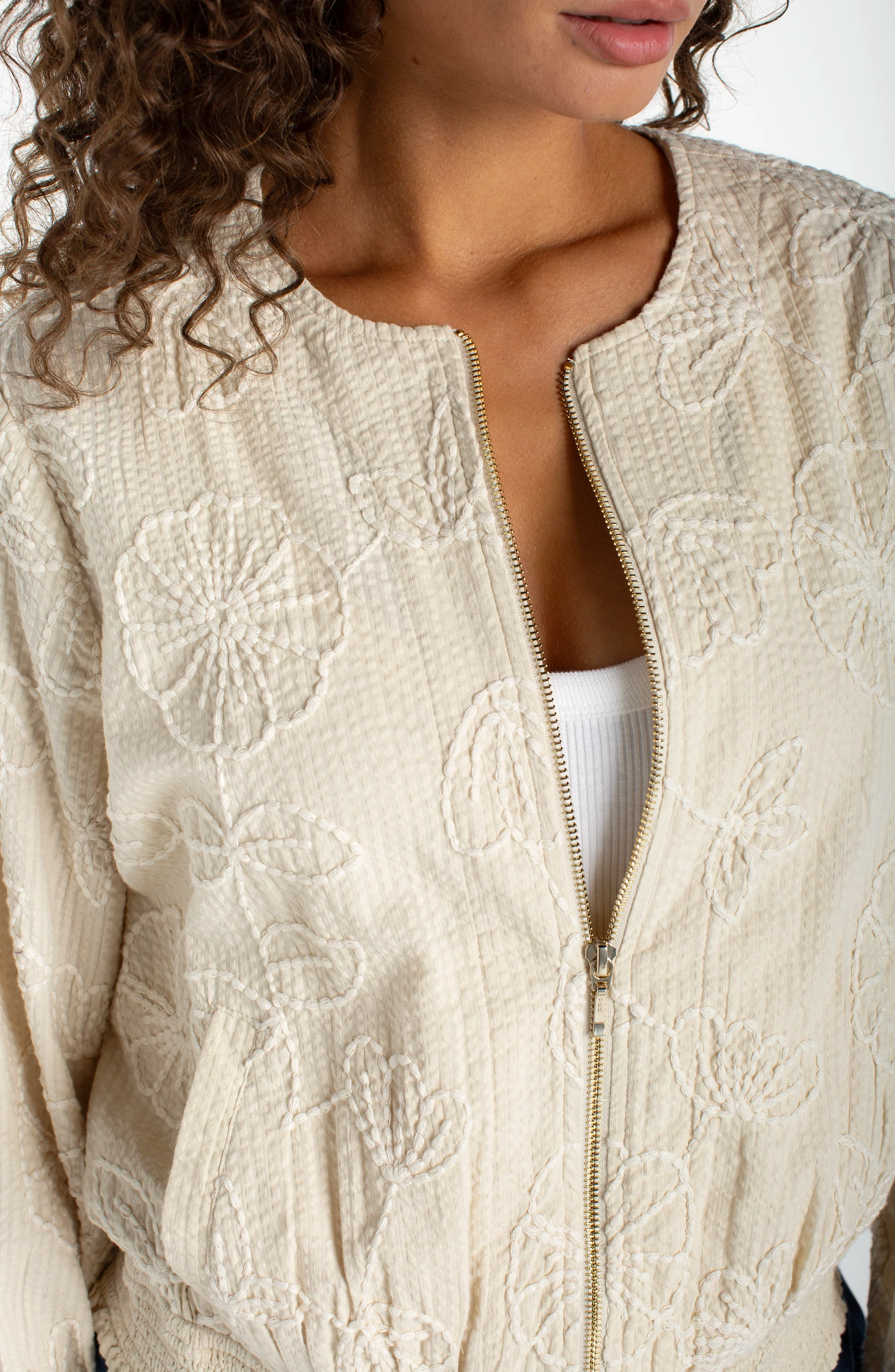 PETITE COLLARLESS JACKET WITH SMOCKING - Image 2