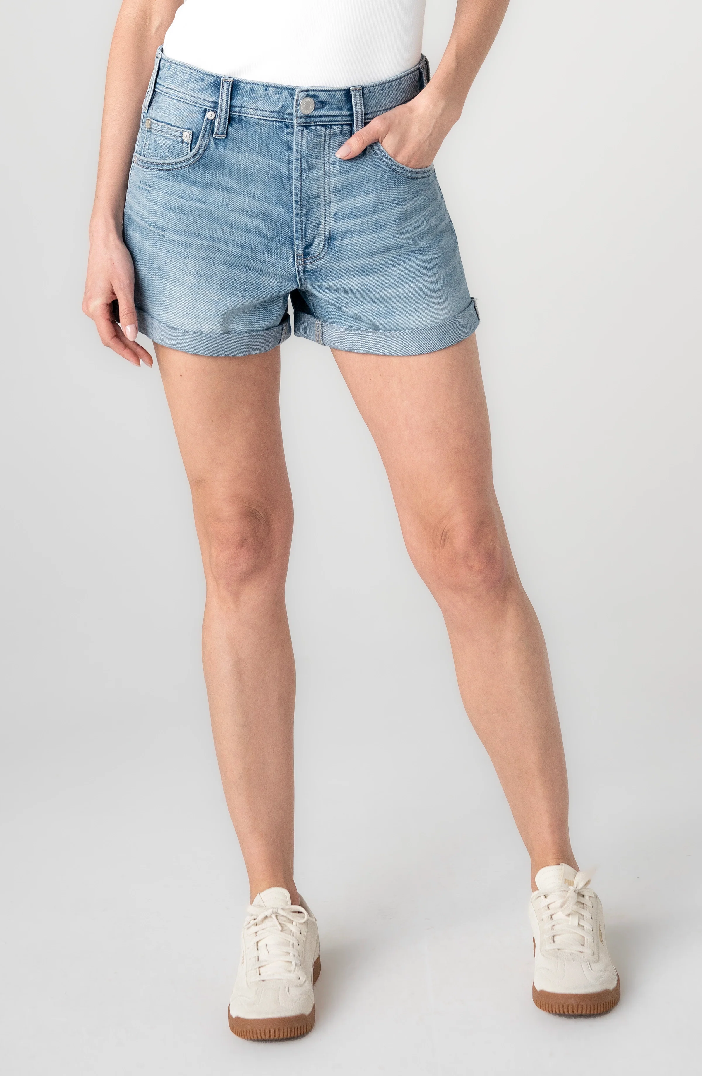 RELAXED VINTAGE CUFFED SHORT