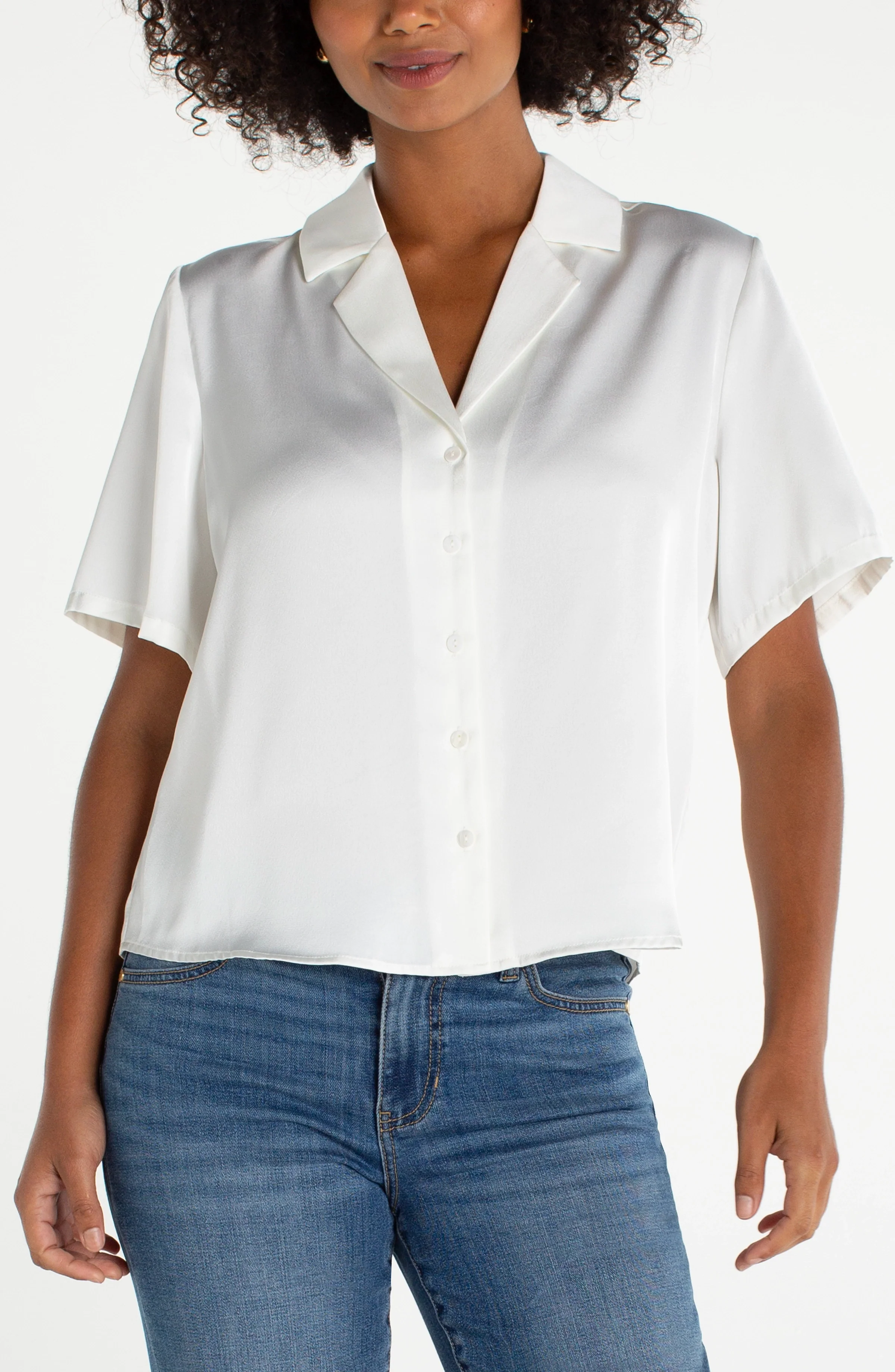 SHORT SLEEVE CAMP COLLAR BLOUSE