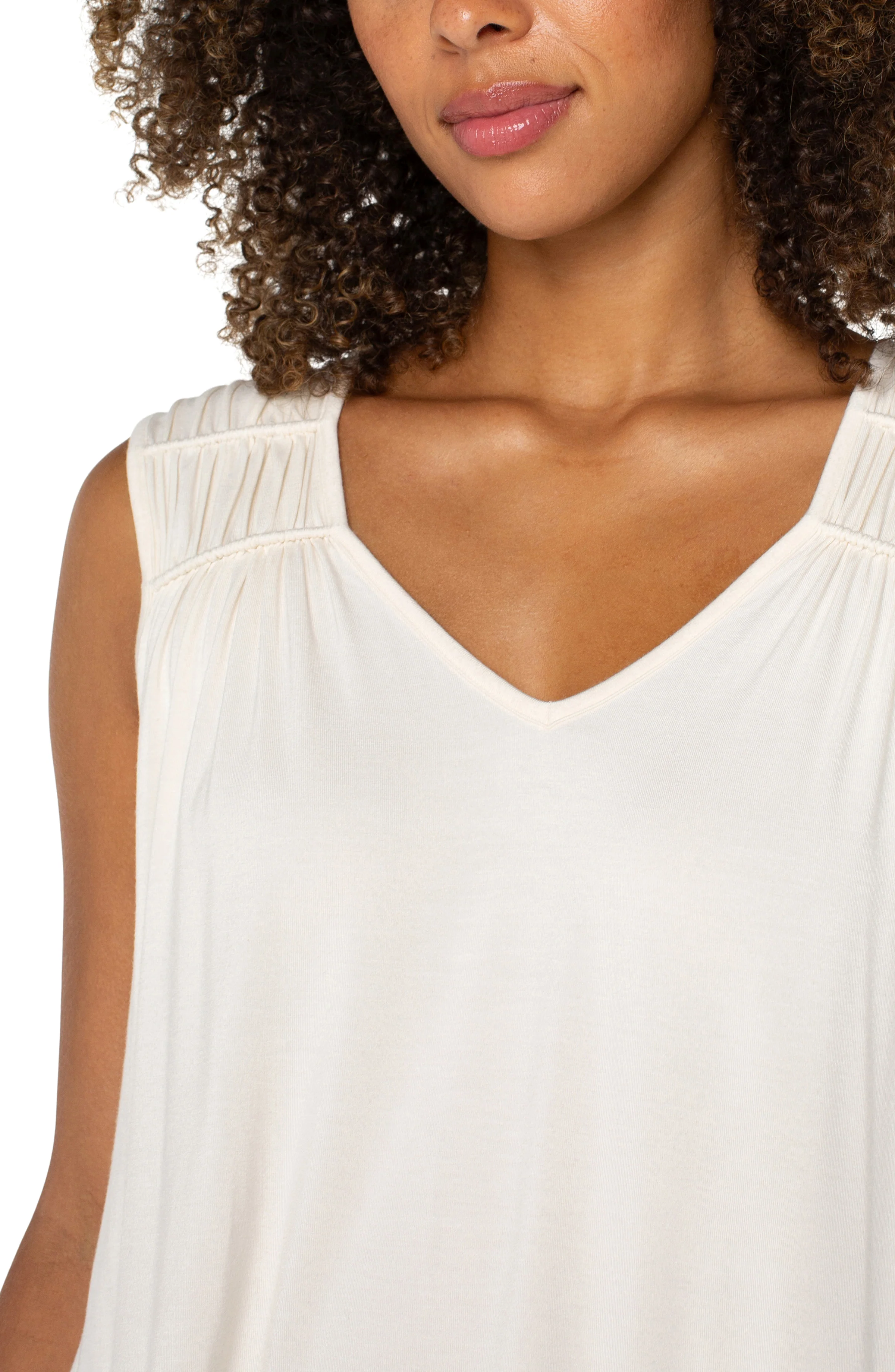 SLEEVELESS SHIRRED DETAIL KNIT TOP - Image 3