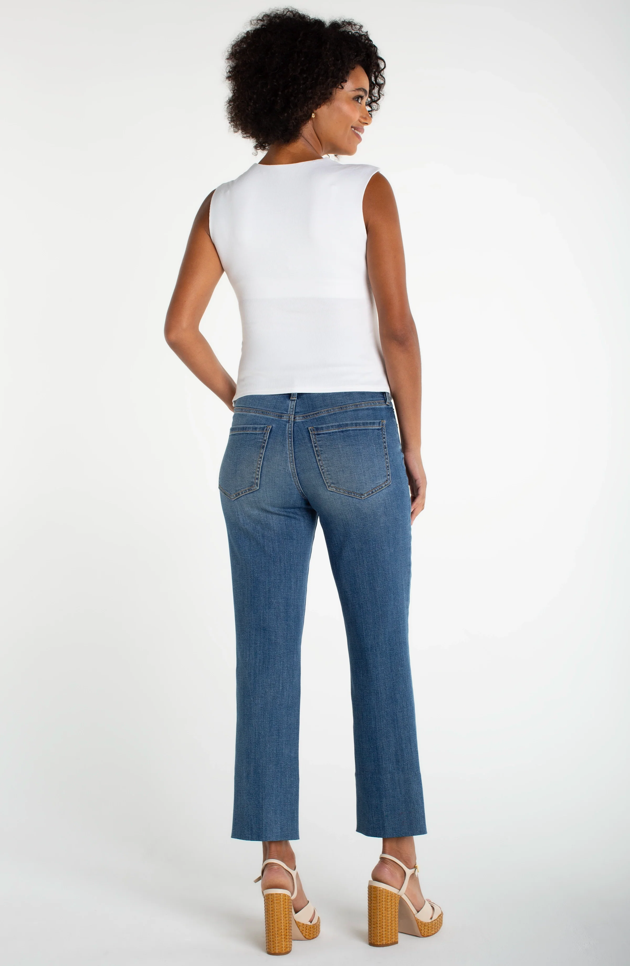 PETITE SLEEVELESS BUILT-IN BRA KNIT TOP - Image 6